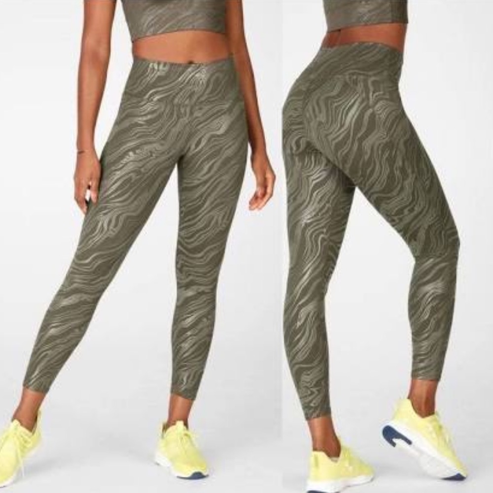Fabletics Ranger Green High-Waisted Powerhold 7/8 - Medium - Picture 3 of 6